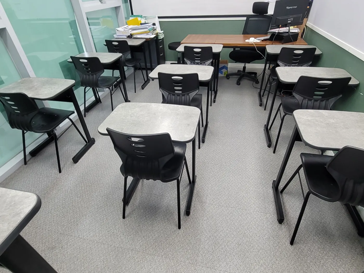 부산진구 학원청소 시공 현장 — 열람석 정리