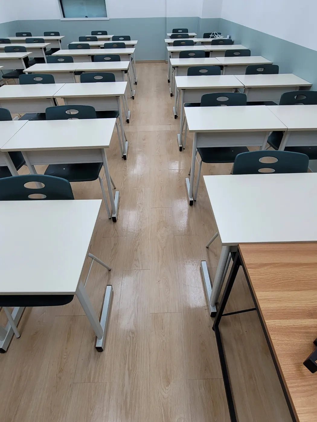 강의실 마감 — 칠산동 학원청소 현장