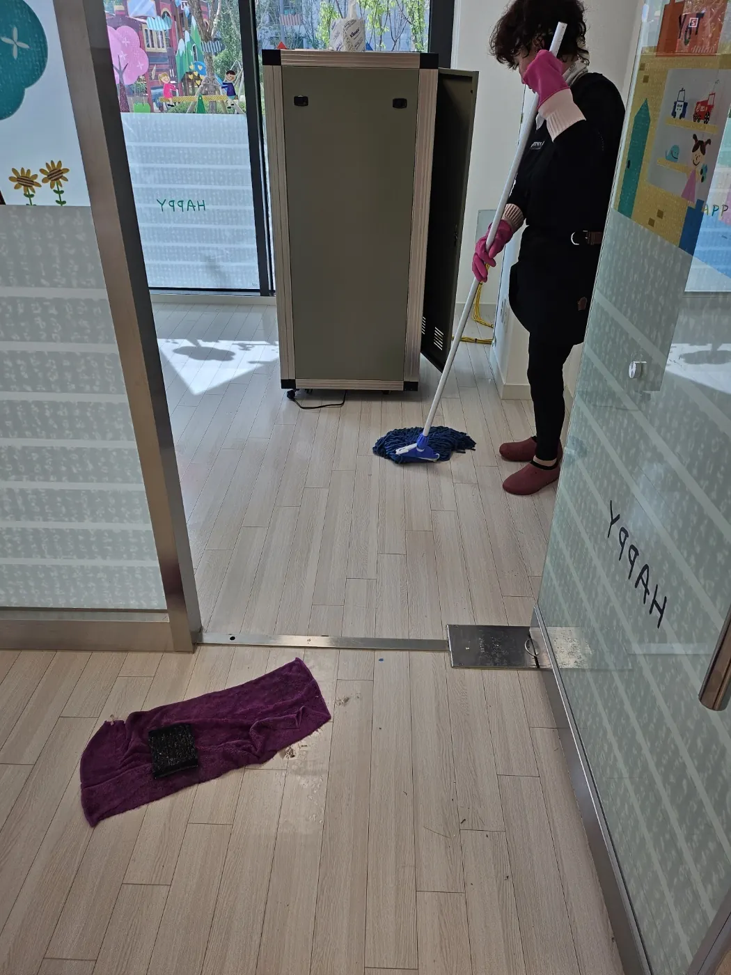 작업 진행 — 연제구 어린이집청소 현장