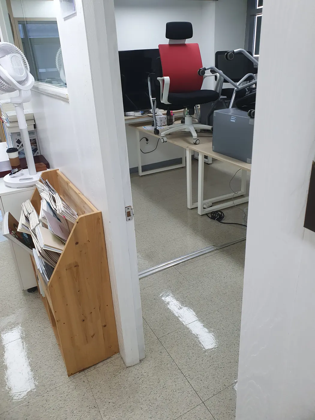 동래구 사무실청소 시공 현장 — 작업 완료 상태