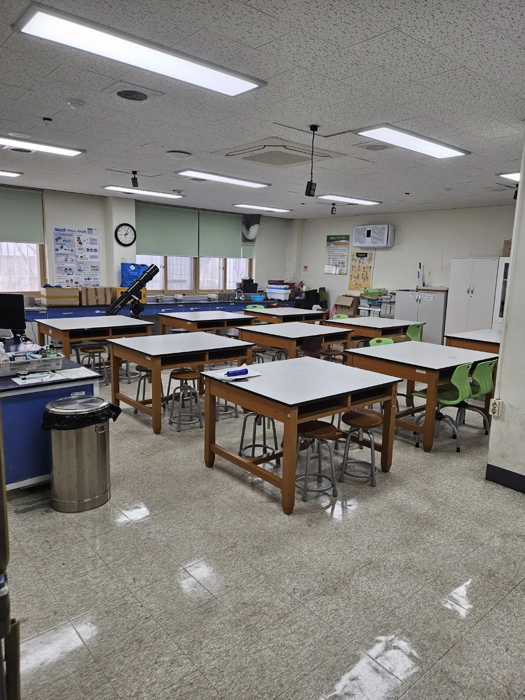 특별실 작업 — 해운대구 학교청소 현장