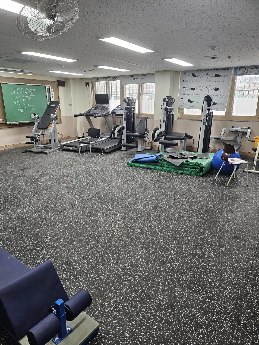 특별교실 정리 — 하단동 학교청소 현장